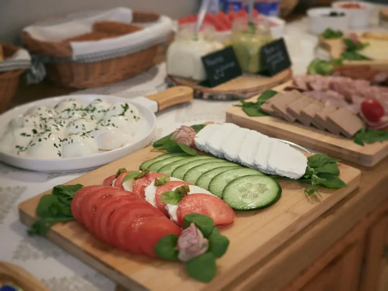 śniadania - Pokoje w Zakopanem, nocleg w Zakopanem, Pokoje z widokiem na góry, blisko Krupówek, tanie noclegi w Zakopanem, Willa za Cieszynianką